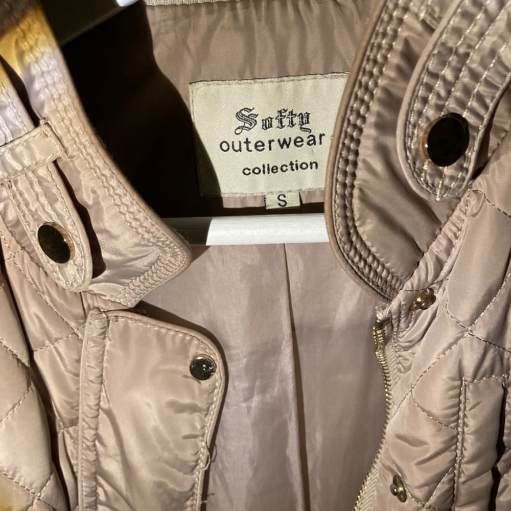 Jacket - Picture 2 of 3